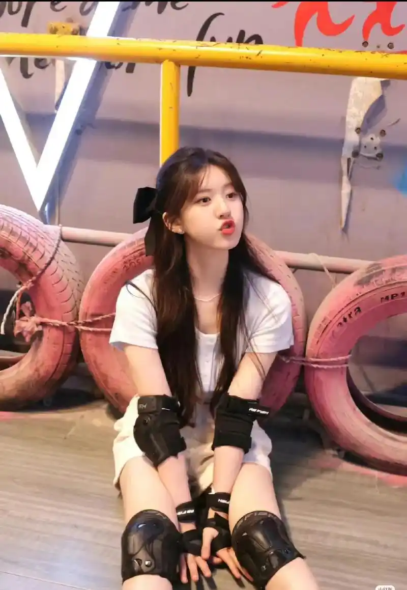 赵露思超可爱的图片 #赵露思甜美女孩 - 抖音