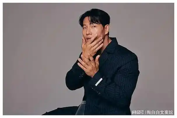 47岁的金钟国年年被传结婚尹恩惠却还是他的死结