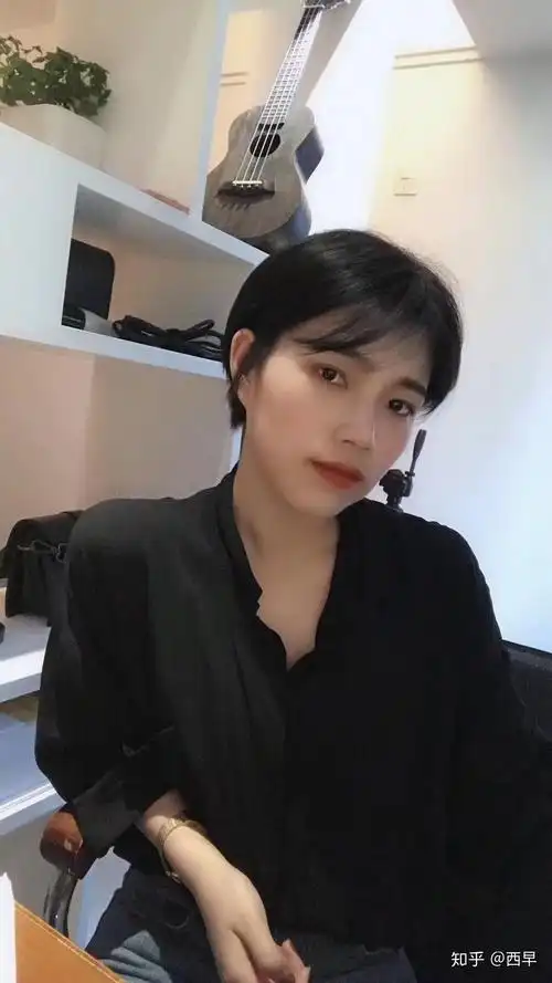 不染不烫的短发发型有哪些? - 知乎