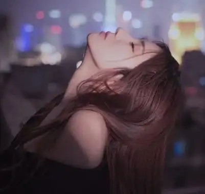 吵架后女人变得沉默,吵架时女人沉默的原因