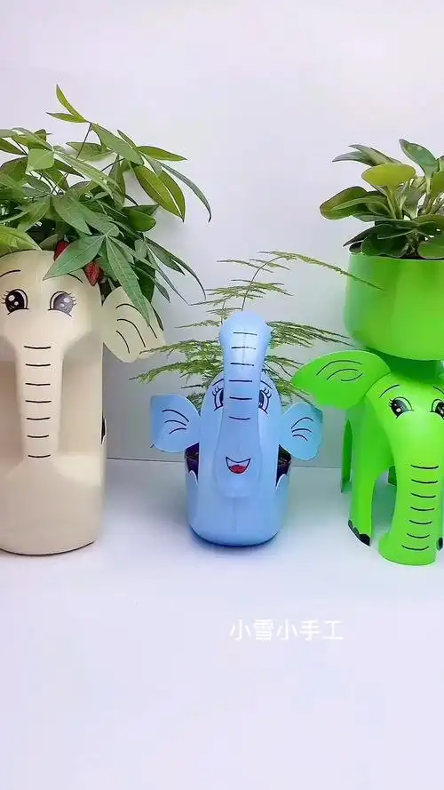 手工制作#用完的洗衣液瓶子,利用起来吧,做个花盆,它不香吗-度小视