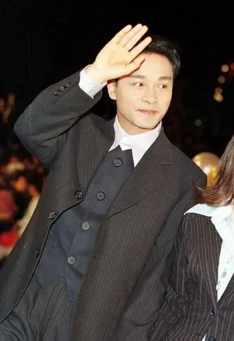 涵国欧巴3:刘烨叫板张国荣:自称殿堂级演技.脸盲症又犯了?