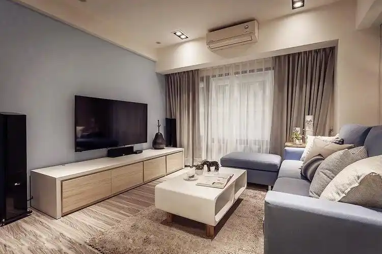 现代简约风格客厅电视背景墙装修图