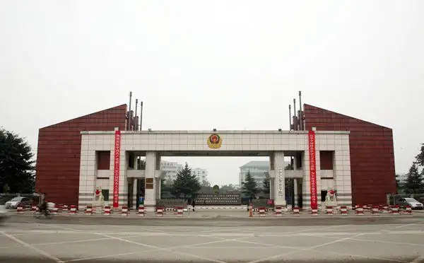 武警警官学院,选择它就选择了无悔的青春.