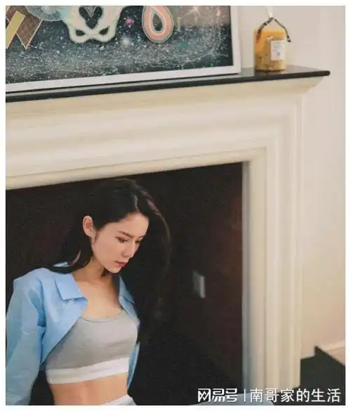 网友大批:很土难看|林峰|张馨月_网易订阅