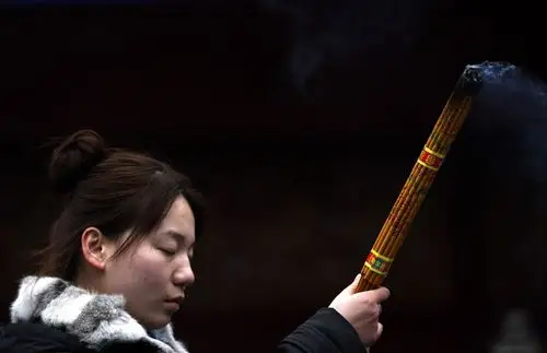 烧香拜佛时该如何祈祷