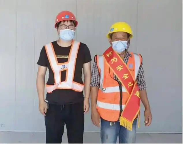 贪玩的应届毕业生 4年时间蜕变成最年轻安全员