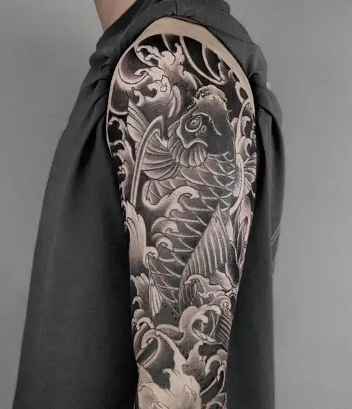 传统搭配鲤鱼荷花01#鲤鱼纹身  #滑县纹身  #纹身  #滑县