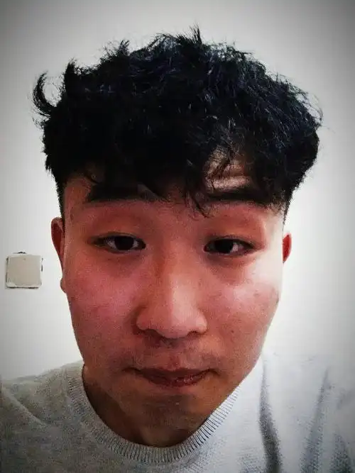 我是不是很丑,别人都说我丑