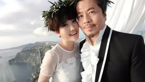 因该节目部副总常立欣是寇乃馨的前未婚夫,三人的