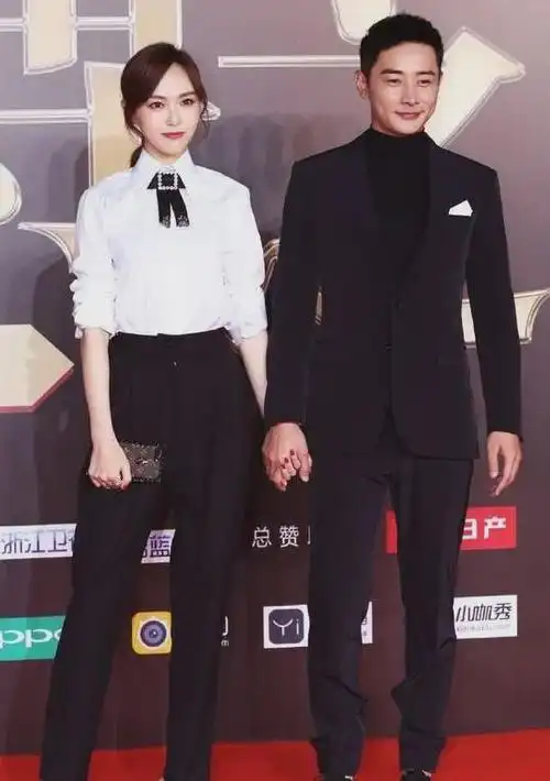 罗晋和唐嫣:夫妇出席活动,二人全程十指相扣,真的好甜蜜又幸福