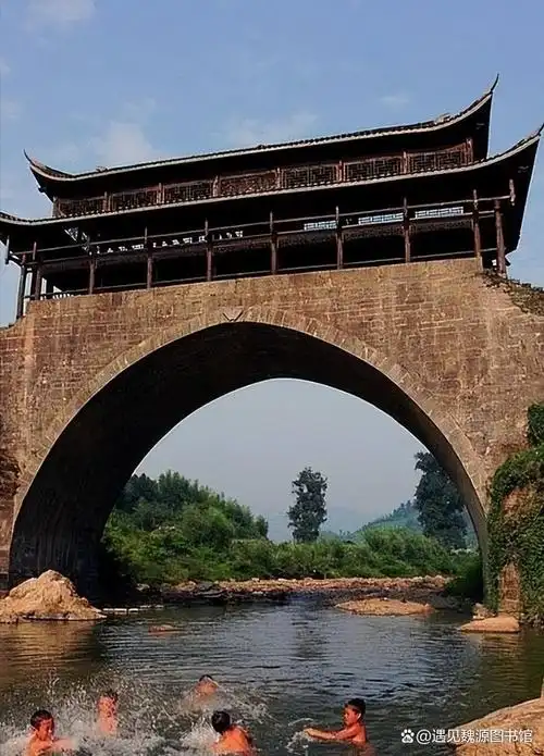 绥宁县,湘西南美丽的山水之城,隶属于湖南省宝庆邵阳市管辖.