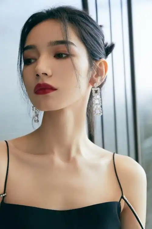 姜潮|张翰|热依扎|佟丽娅|王希维|迪丽热巴|古力娜扎_网易订阅