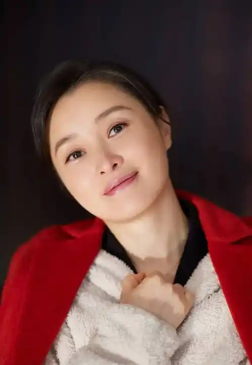 演员吴越:我虽然没结婚,但不代表没伴侣,女人一生不应该只有婚姻