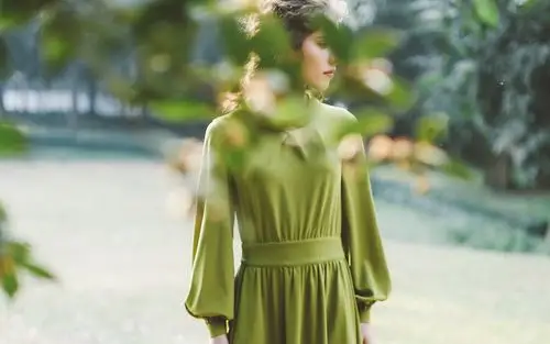 温柔浪漫,简约时尚,清新,自然,超凡脱俗之感