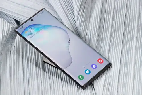 三星note10黑色图赏