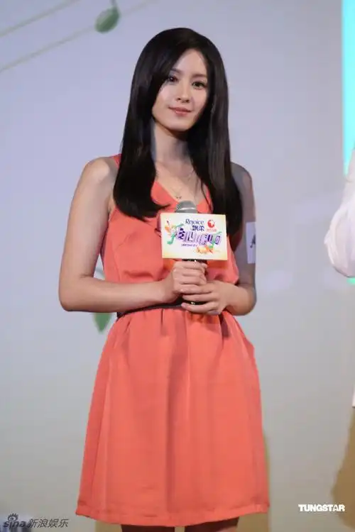 新浪娱乐讯 6月7日消息, 6日,罗志祥和曾恺玹现身上海,为东方卫视全新