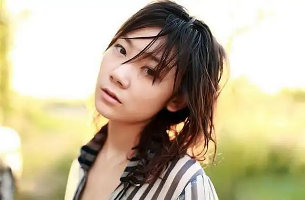 90后人大裸模苏紫紫