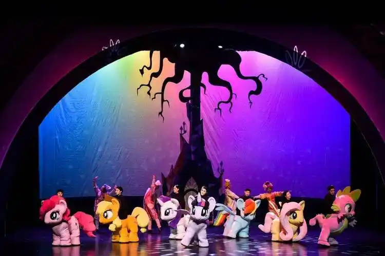 7月25日 | 孩子心中的"人气王"小马宝莉之《友谊的皇冠》即将快乐登场