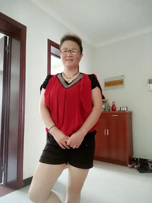 五十岁的我喜欢拍照片!这是我的日常生活照!