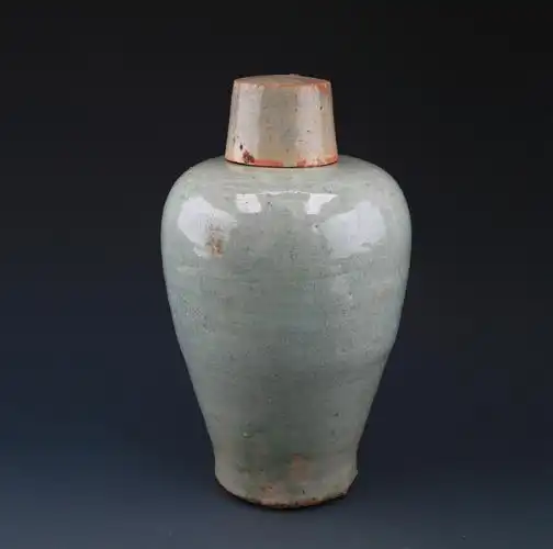 元青白釉盖梅瓶