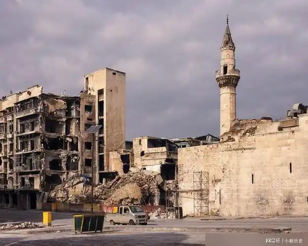 叙利亚黄忠伊萨姆率军硬刚10倍劲敌守城4年倒在胜利前夜