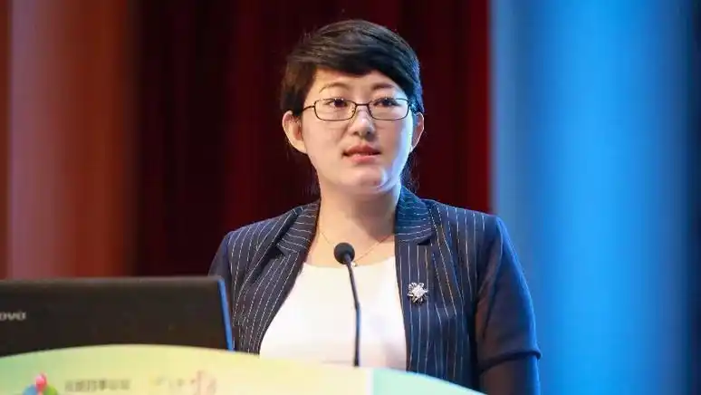 六毒俱全女县长曾插手3亿项目利用项目资金堆盆景