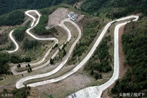 航拍国内盘山公路奇观,弯弯紧连层层迭起,那一条线路值得去挑战