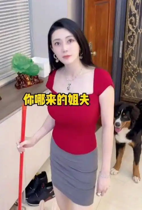 雷宇扬与女主播马荔(玛丽)疑似出现感情危机,老夫少妻生活惹人羡慕!