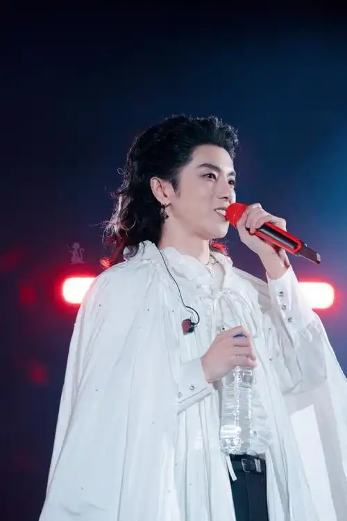 2021华晨宇火星演唱会