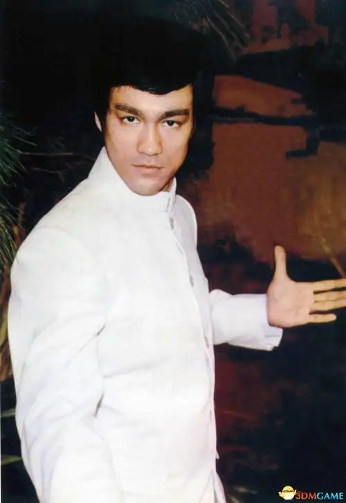 功夫之王李小龙传奇一生海量生前珍贵照片欣赏