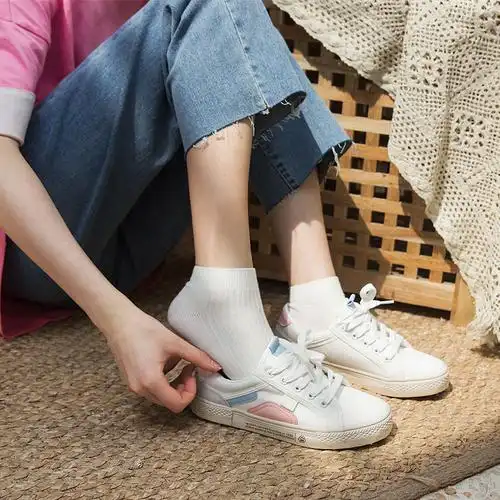 共159 件短袜子纯棉女白运动袜子相关商品