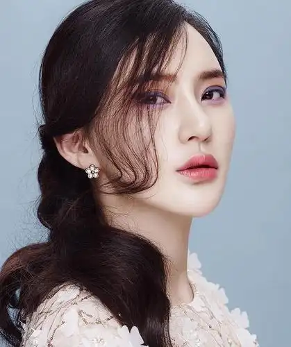 王子子 zizi wang的图片