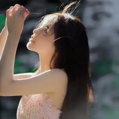 女生头像质感复古