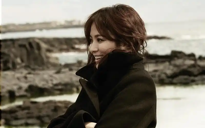 宋慧乔性感妩媚写真图片桌面壁纸