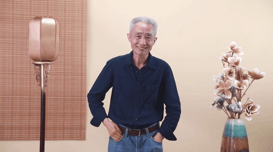 网红教授戴建业65岁,爱妻患癌每月5万一瓶药,你跟我谈文人风骨