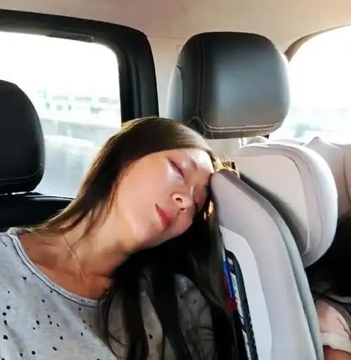 隋棠被拍熟睡流口水照曝光网友女神形象白白啦