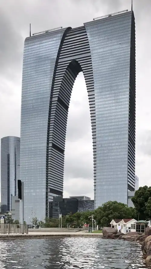 美丽的苏州～姑苏之六,金鸡湖景区,中茵皇冠假日酒店,苏州中心