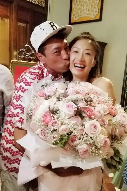 他的身份大曝光香港资深绿叶男星姜皓文竟然是大马人网