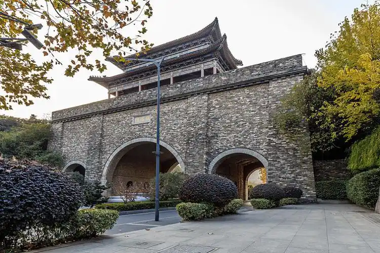 南京明城墙仪凤门城楼_高清图片_全景视觉