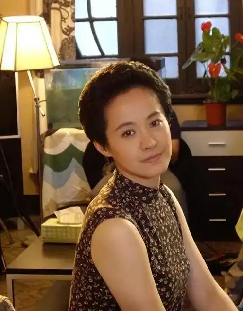 回顾剧雪前夫因病离世56岁无婚姻无子女不愿在演艺圈拍戏