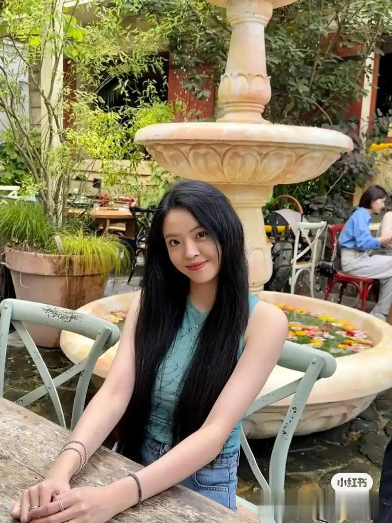 笑发财在王文也评论区