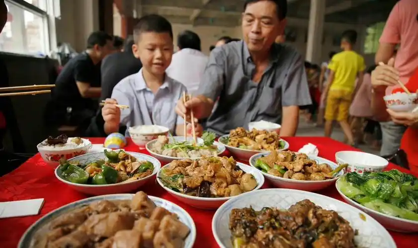 结婚吃席是什么意思,吃酒和吃席意思一样吗