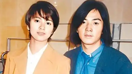 分手18年后,再看郑伊健和梁咏琪境况,两人差距一个天一个地