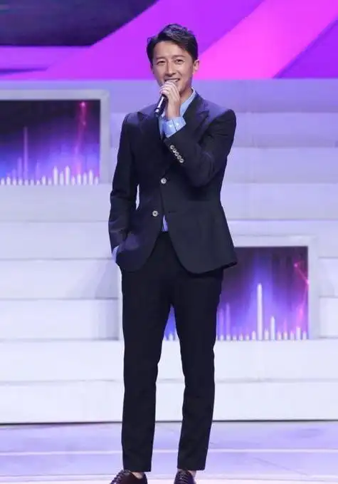 明星素质有多"低"?当街小便,霸凌,偷东西,一个比一个离谱