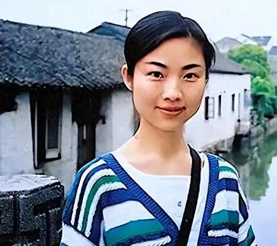 原来这两位央视主持人竟是夫妻,一个主任一个副主任,丁克多年!