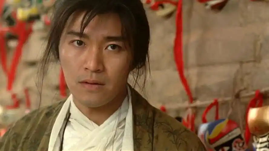 周星驰的《新喜剧之王》海报曝光,七种武器之首亮相,这很周星驰