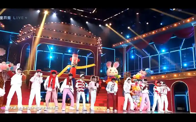 tf家族三代舞台混剪,总有一个值得你收藏