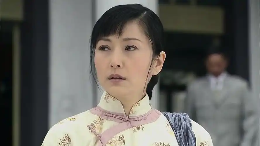 娘妻:秋菊万念俱灰,挺着大肚子,来到台湾找高耀宗!