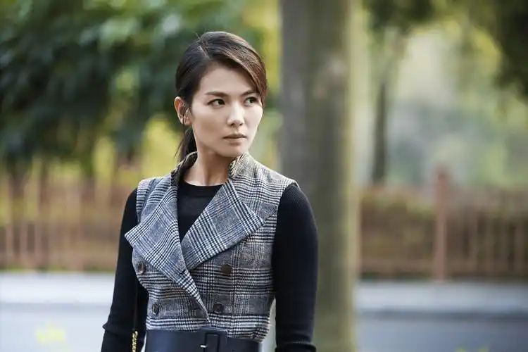 刘涛变美过程(中年演员刘涛的蜕变之路) | 刀哥爱八卦